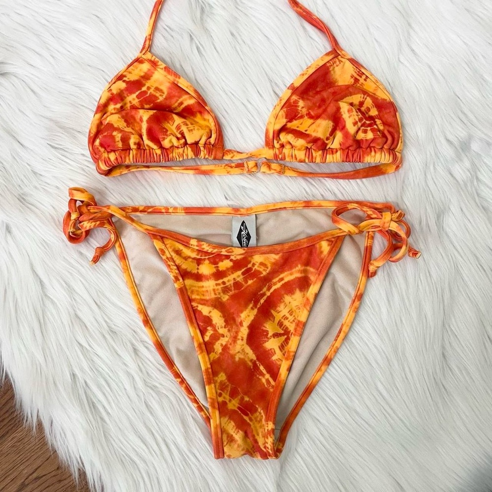 Vintage Y2K orange bikini set 🧡